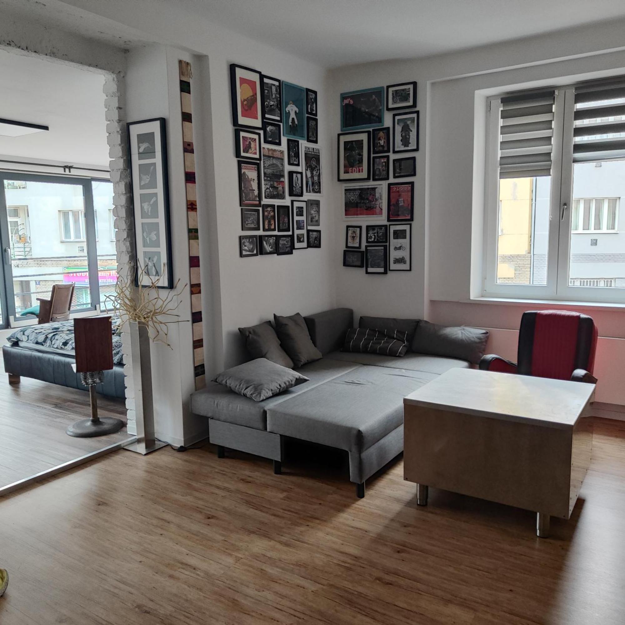 Apartment Big Windows Praag Buitenkant foto